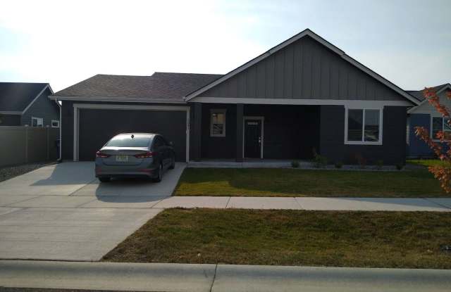 Beautiful 3-bedroom, 2-bath home at Woodbridge South in Post Falls photos photos