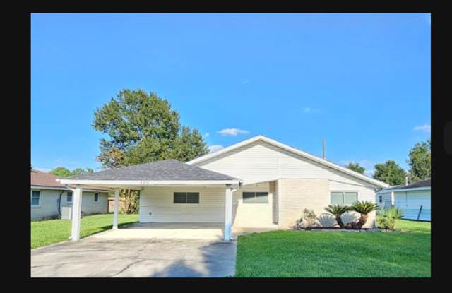 320 Bell Avenue photos photos