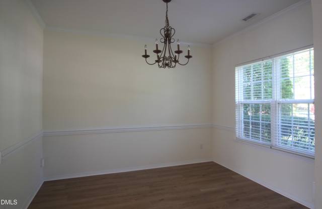 8439 Haines Creek Lane Gallery 2