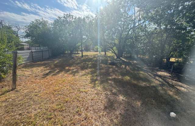 3 bedroom, 1 bath photos photos