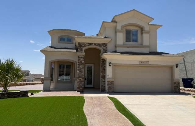 Upper Valley 4 Bdrm 2.5 Bath Gallery 1