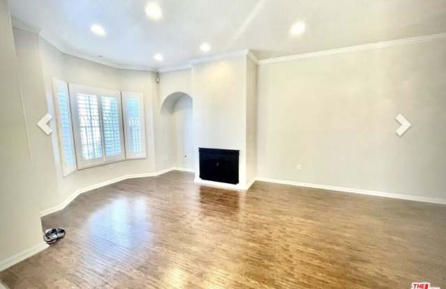 909 S Gramercy Pl photos photos