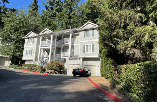 Bright, Spacious, Updated Condo with Separate Garage! photos photos