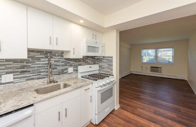 Chestnut Hill North Apartments Gallery 3