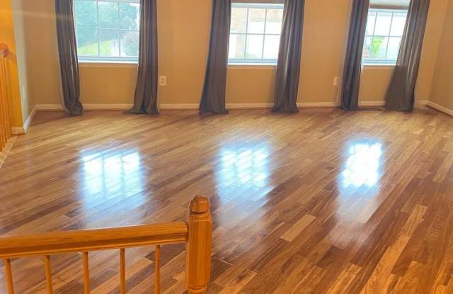 9656 POTTERS HILL Circle Gallery 2