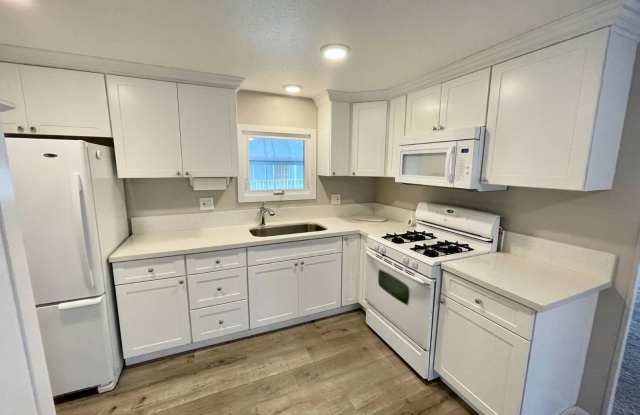 33 Maple Via Gallery 2