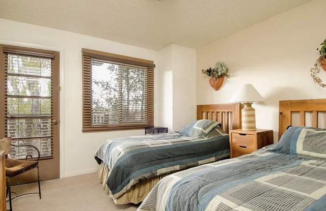 320 Artist Rd photos photos