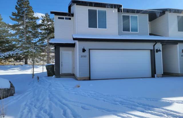 4 Bed 2.5 Bathroom Townhouse photos photos