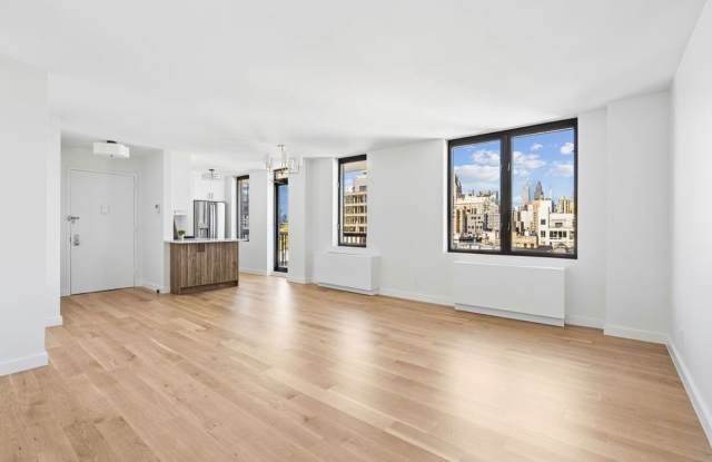 24 E 7th St # 7777 Gallery 2