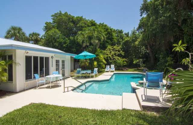 1545 Pelican Lane Gallery 2