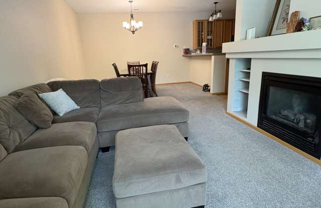714 Maple Hills Dr Apt C Gallery 3