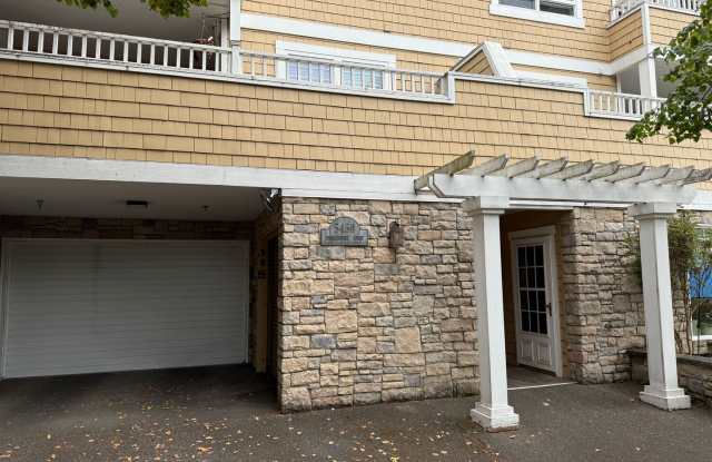 2BR Top Floor Condo w/ Dedicated Parking  Storage - West Seattle Hot Spot! photos photos