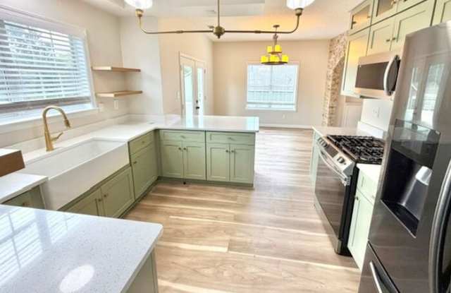 10696 Green River Road Gallery 4
