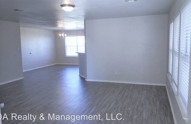 329 Outfitter Dr. Gallery 2