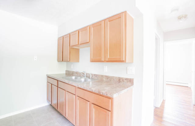 4625 Vendome Place Gallery 4
