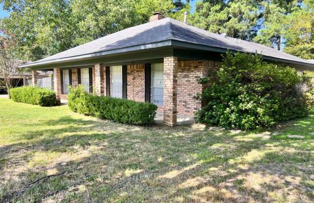 FURNISHED BRICK HOME ON CORNER LOT~ photos photos