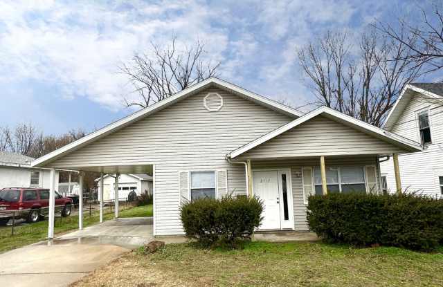 3-Bedroom Home with Large Backyard Carport photos photos 3-Bedroom Home with Large Backyard Carport photos photos
