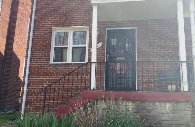 4421 C ST SE Gallery 2