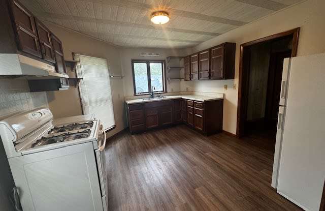 408 North College Avenue - 2 photos photos
