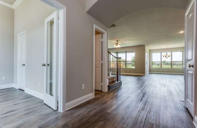 2921 Pronghorn Drive Gallery 2