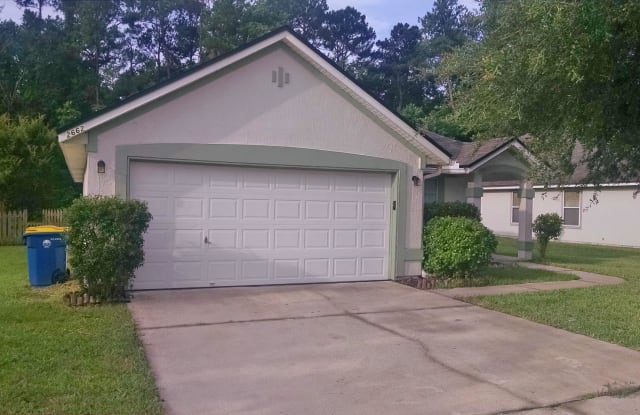 2662 Acorn Park Dr S - 2662 Acorn Park Drive South, Jacksonville, FL 32218
