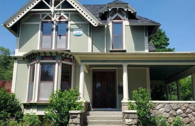 206 S Huron Street - 206 South Huron Street, Ypsilanti, MI 48197 206 S Huron Street - 206 South Huron Street, Ypsilanti, MI 48197