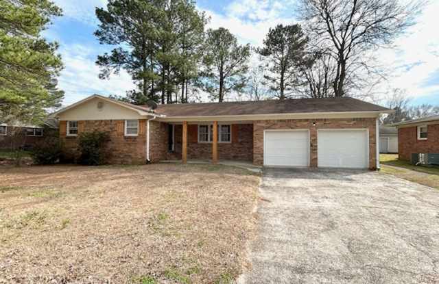 Move-In Ready 3 Bedroom Home with Garage  Private Yard photos photos