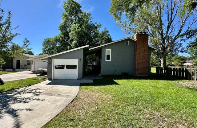 Freshly Updated 4 Bedroom Home Gallery 1