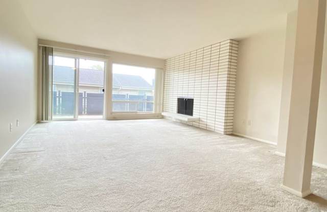 Nob Hill Apartments Gallery 4