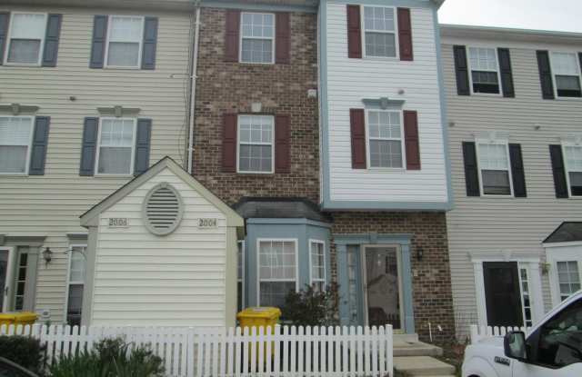 2004 TRAVIS POINT Court photos photos