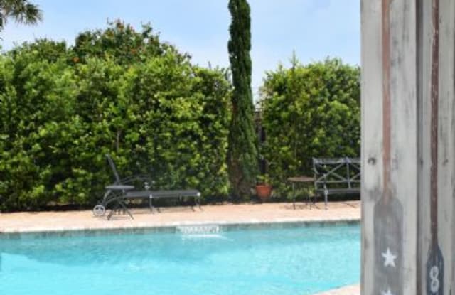 1415 Atlantic - 1415 Atlantic Avenue, New Smyrna Beach, FL 32169
