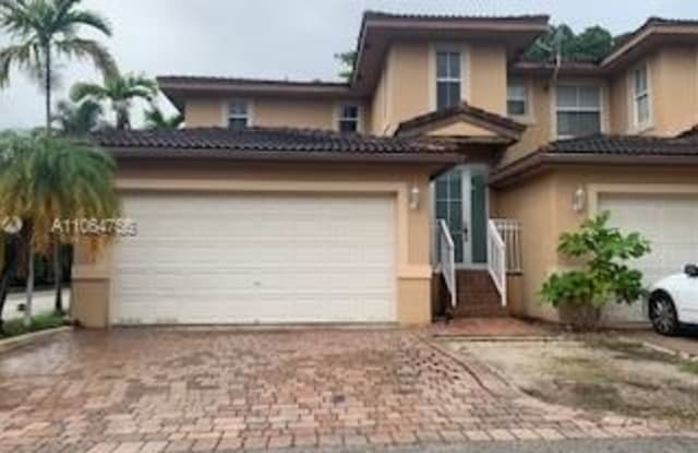 1924 SW 29th Ave - 1924 Southwest 29th Avenue, Fort Lauderdale, FL 33312