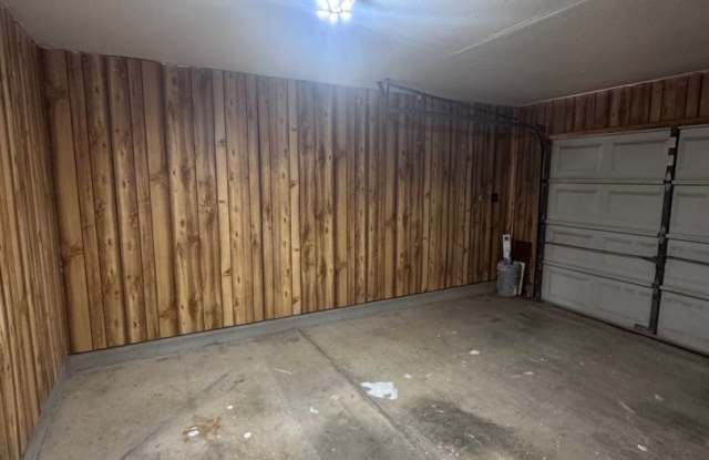 Newly remodeled 3BR 2BR Gallery 4