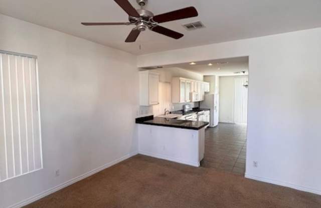 Nice 2 bedroom home w/loft in Silverado Ranch $1,800/mo Gallery 2