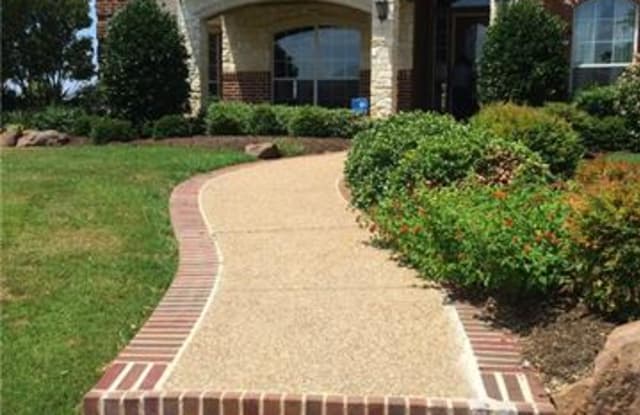 425 Kearsarge Street - 425 Kearsarge Street, DeSoto, TX 75115