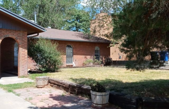 7101 Marilyn NE - 7101 Marilyn Avenue Northeast, Albuquerque, NM 87109