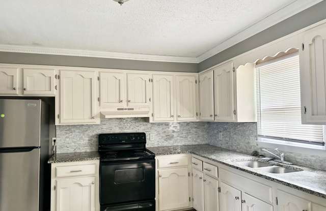 Oak Tree Village photos photos
