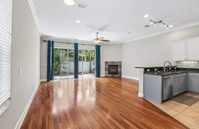 502 S LINCOLN Avenue Gallery 2