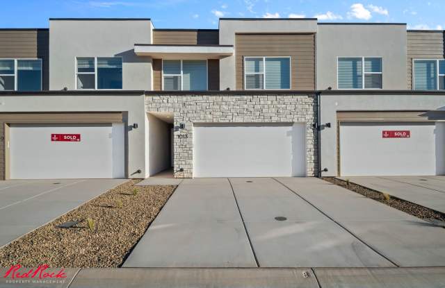 Newly Built 4 Bedroom Townhome! photos photos