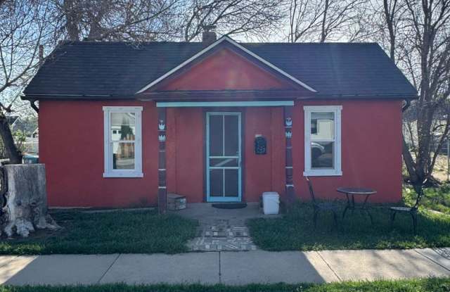 One Bedroom Cottage Available in Louisville! photos photos