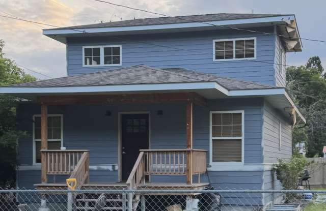 2009 Maurice Avenue photos photos