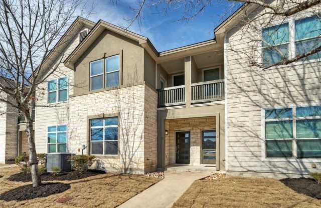 700  Applewood Dr DR - 700 Applewood Drive, Pflugerville, TX 78660