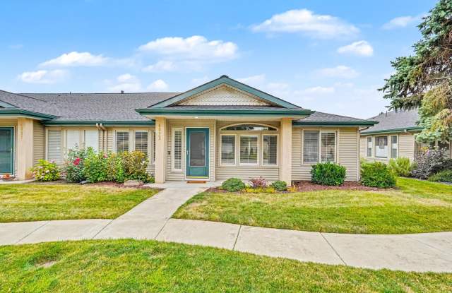 Luxury Single-Level Home Near the Boise River | Office + 3-Car Garage photos photos