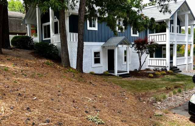 Private Duplex Style 2-bedroom! photos photos