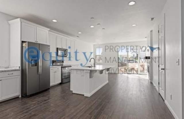 2103 Wallflower Drive Gallery 4
