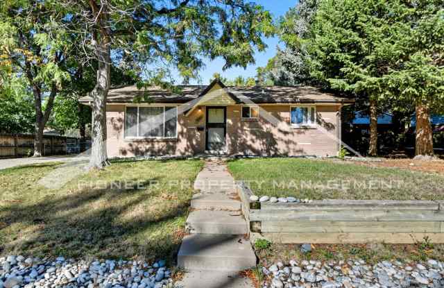 Spacious Home with Washer/Dryer and Fenced Yard photos photos