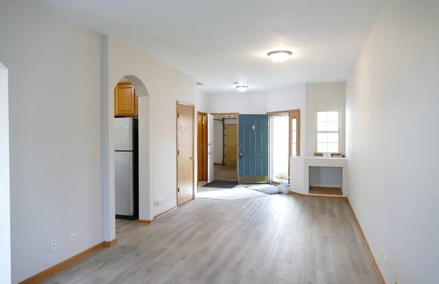 3088 AUTUMN LAKE Drive Gallery 3