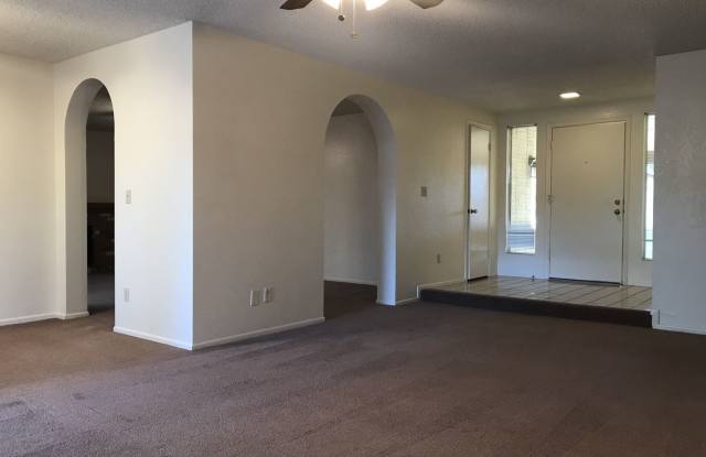 2252 W. Highland Street Gallery 2