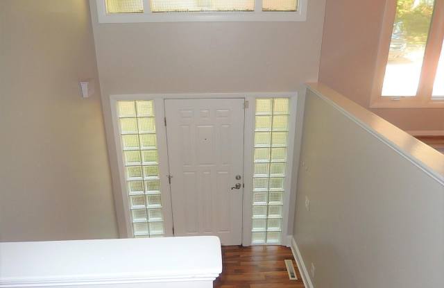 6704 Winding Trail Gallery 2