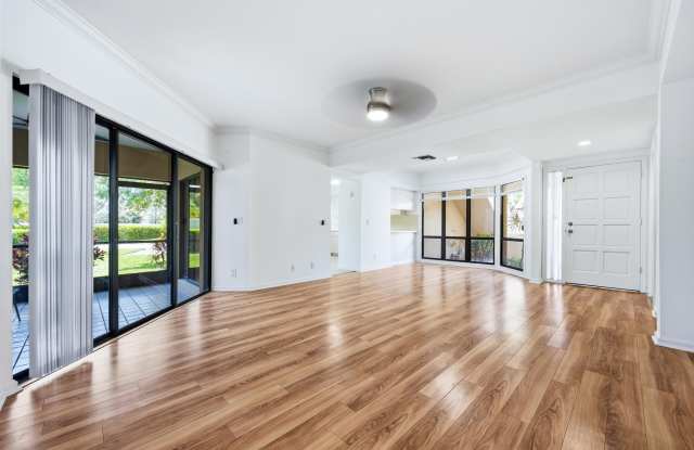 101 Waterview Drive Gallery 3
